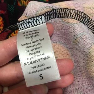 LuLaRoe Skirts - Lularoe Sz S Cassie skirt NWT LuLaRoe Skirts - Lularoe Sz S Cassie skirt NWT